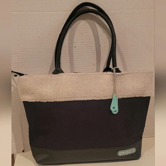 CROCS - LARGE BLACK TOTE BAG - Picture 1 of 5